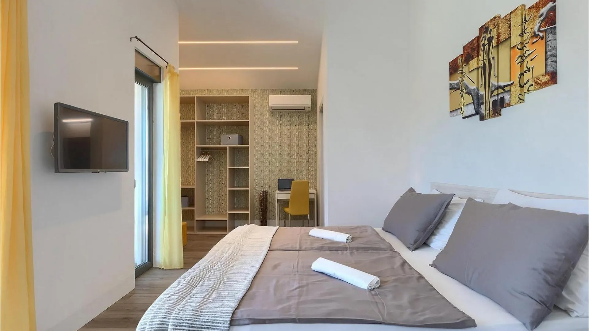 Villa Linea Pula 0*,  Croatia